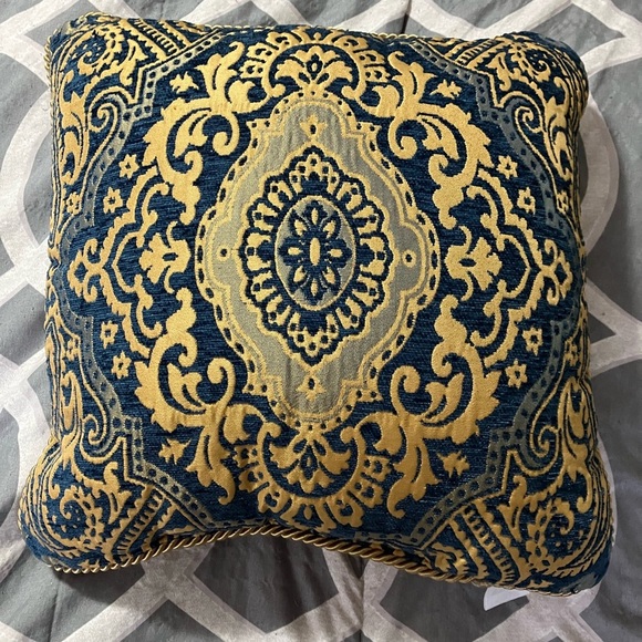 Elegant Blue and Gold Decorative Pillows - Picture 7 of 14